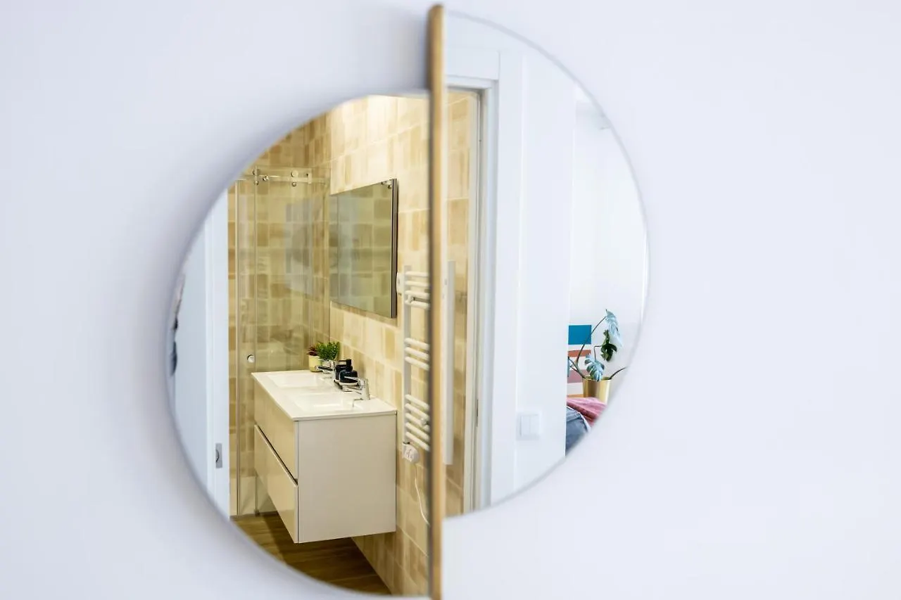 The Kuuyi Suite Burgau Apartment