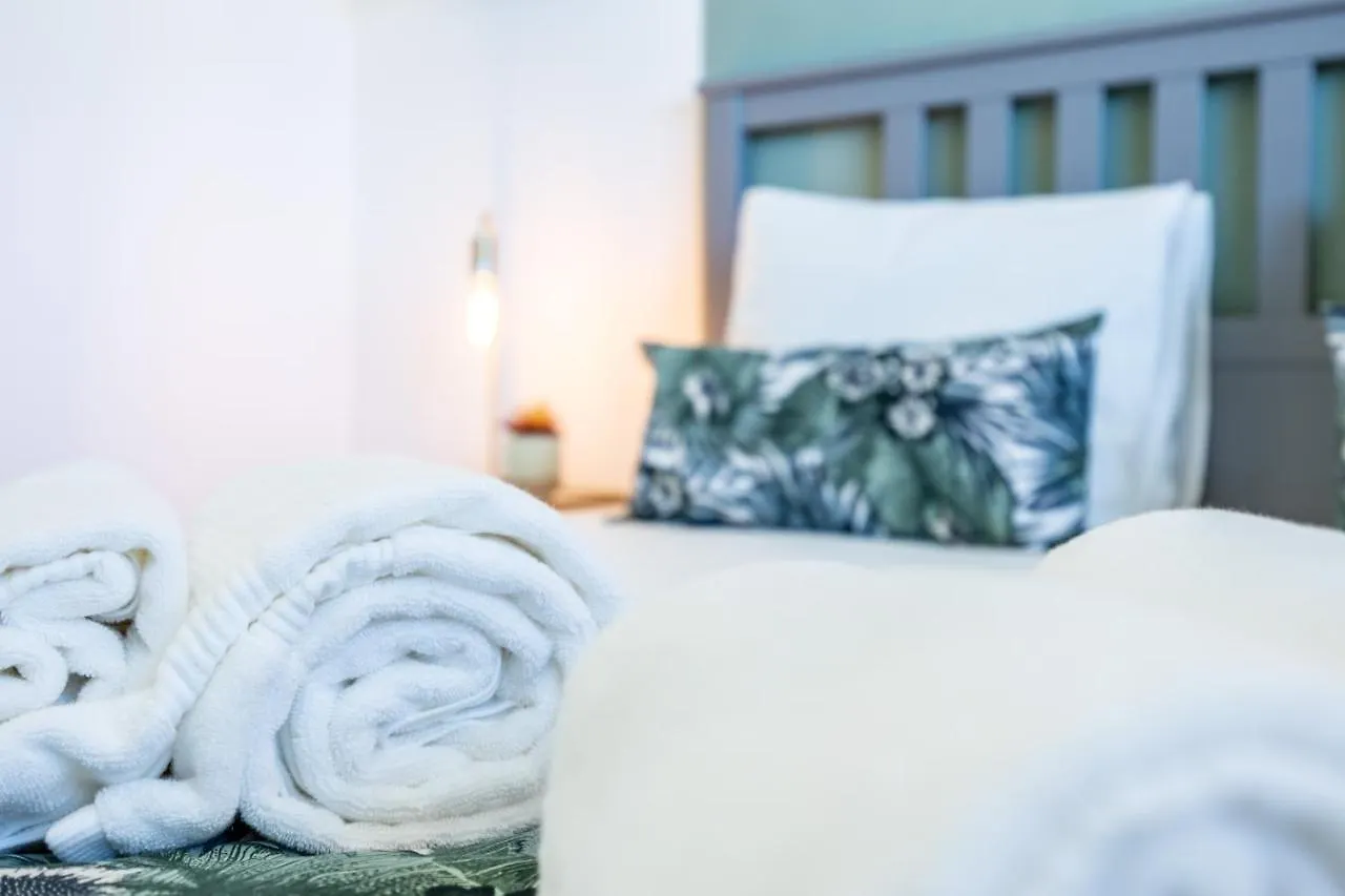 The Kuuyi Suite Burgau Apartment